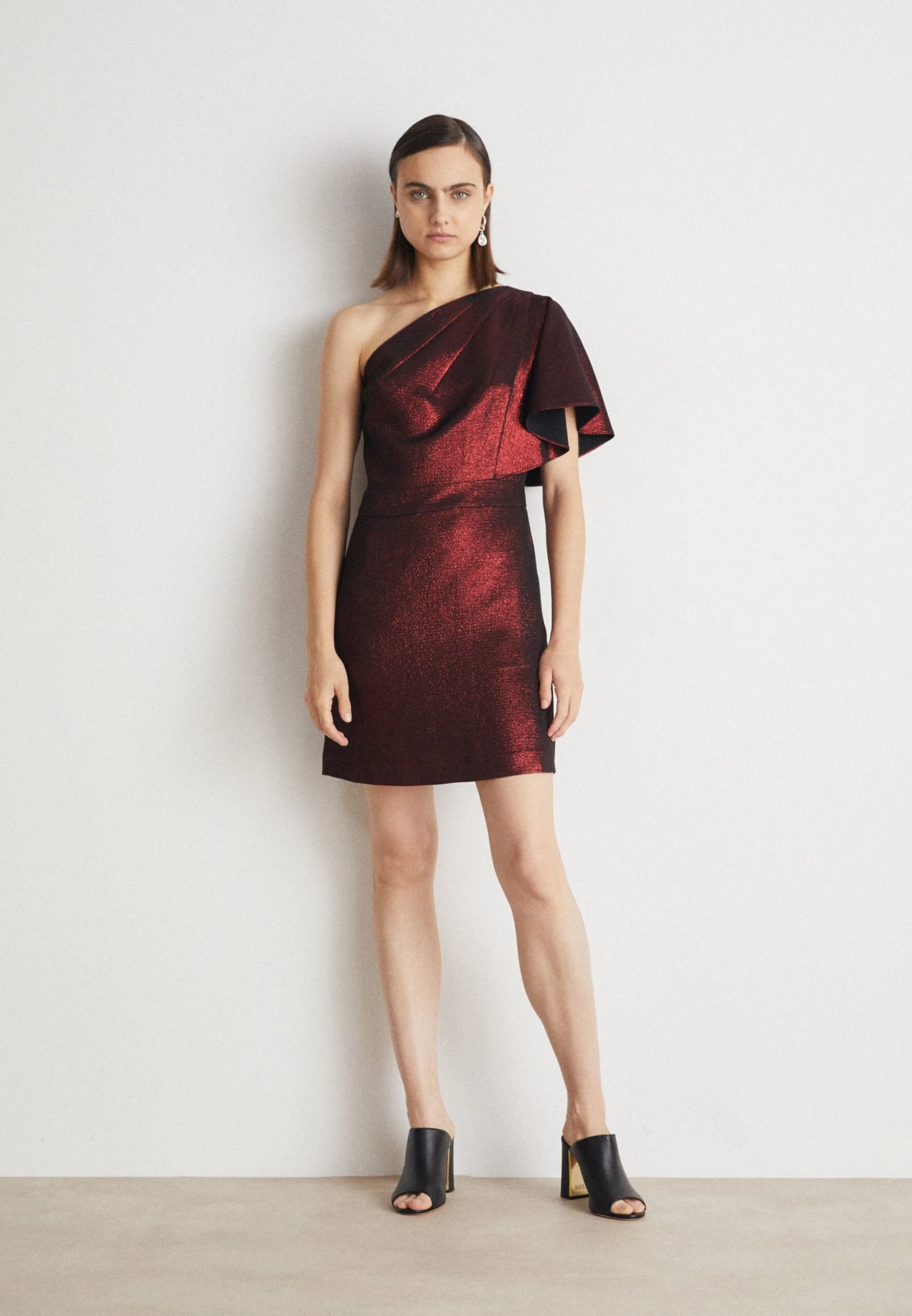 Hugo Kayana - Cocktail Dress / Party Dress - Red 2 Hugo Kayana - Cocktail Dress / Party Dress - Red - Image 2