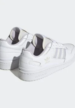 Adidas Originals Forum Low- Trainers - Cloud White Silver Dawn Off White -Clothing Sale Store 0b2bb1fba38c447da80d3b53462d77ac
