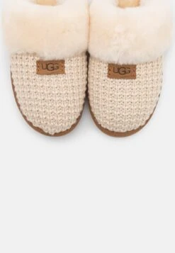 Ugg Cozy - Slippers - Cream -Clothing Sale Store 0ba294fceeec41fb9fb38426add47e61