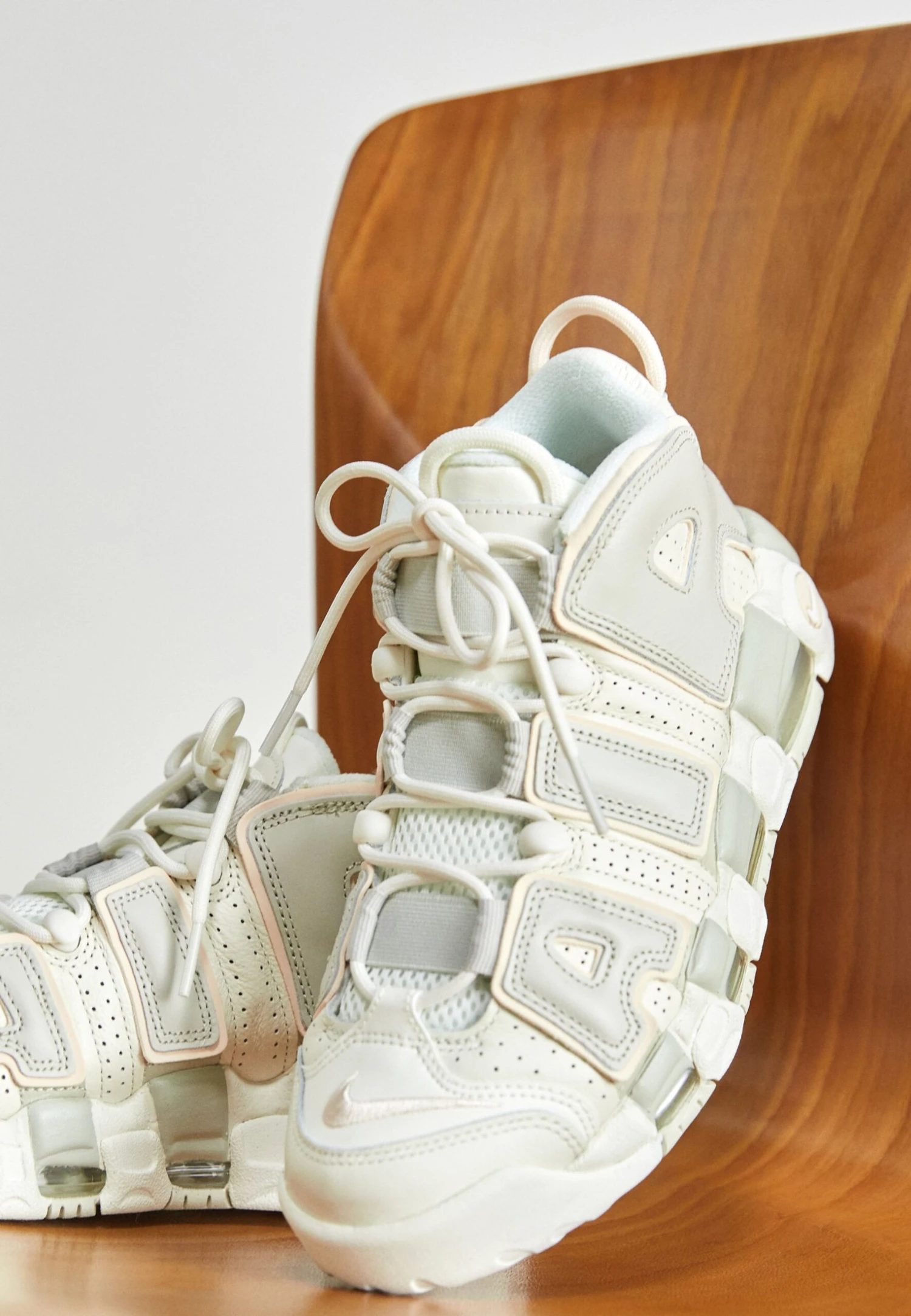 Nike Sportswear Air More Uptempo - High-Top Trainers - Sail/Guava Ice/Bone 2 Nike Sportswear Air More Uptempo - High-Top Trainers - Sail/Guava Ice/Bone - Image 2