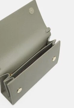 Patrizia Pepe Borsa Bag - Across Body Bag - Sage Green 6 Patrizia Pepe Borsa Bag - Across Body Bag - Sage Green -Clothing Sale Store 11d5d06d6ed94134a48e37304abdf5a4