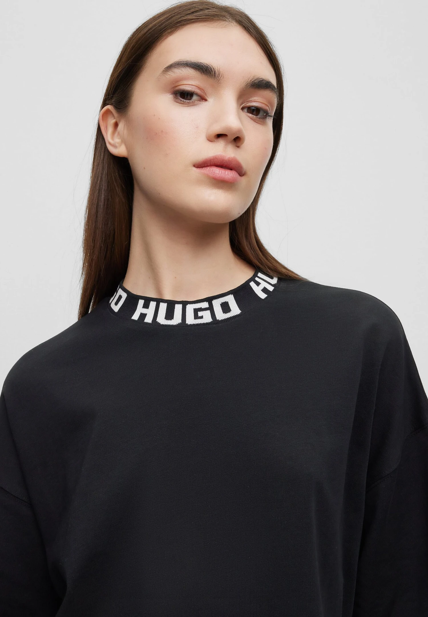 Hugo Dinaya - Long Sleeved Top - Black One 4 Hugo Dinaya - Long Sleeved Top - Black One - Image 4