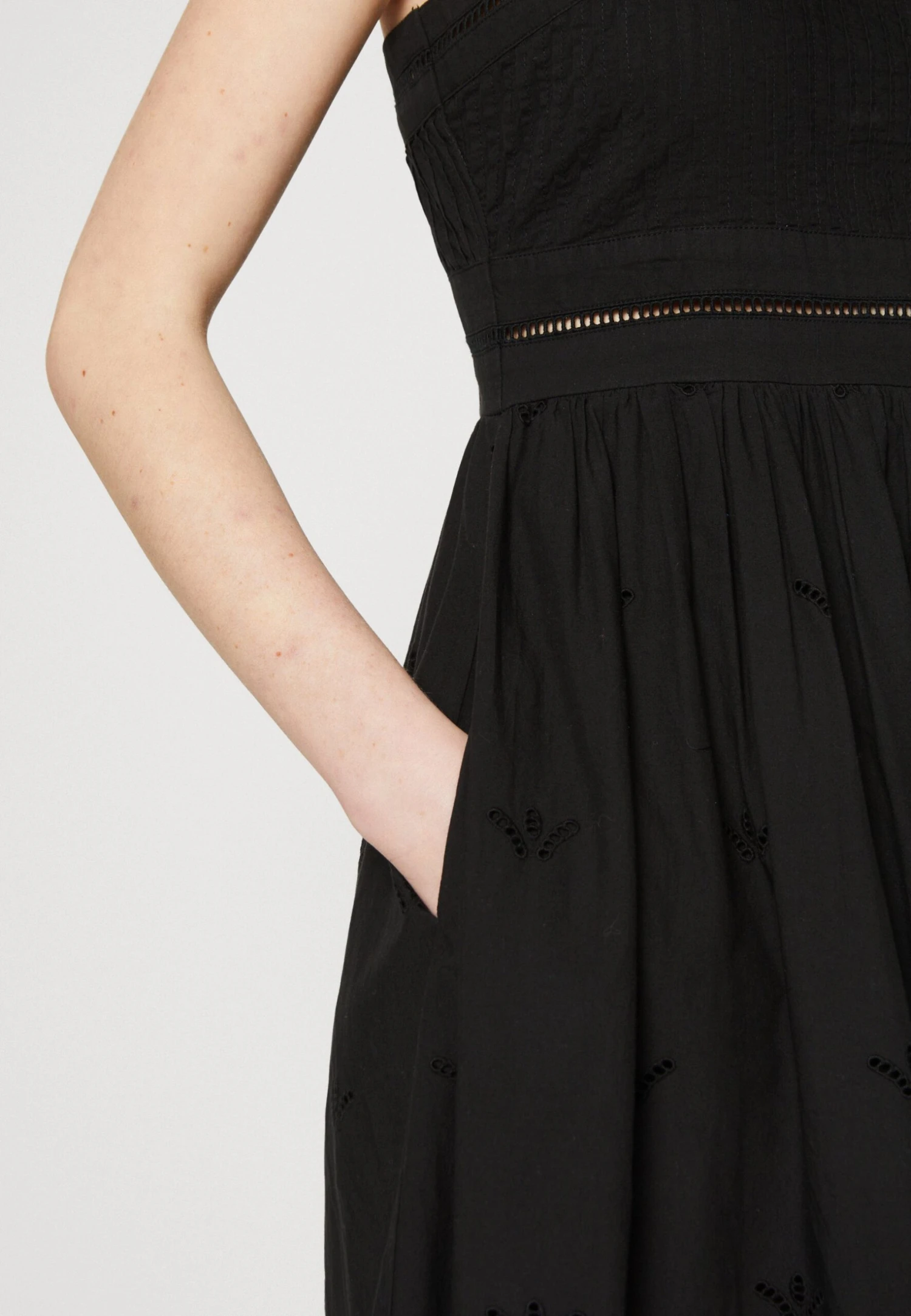 AllSaints Whitley Broderie Dress - Day Dress - Black 6 AllSaints Whitley Broderie Dress - Day Dress - Black - Image 6