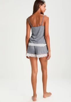 Anna Field Sarah Short Pj Set- Pyjama Set - Off-White/Dark Blue -Clothing Sale Store 33d0e936af774883bb2b5a180610a668