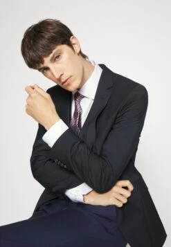 Boss Huge - Suit Jacket - Dark Blue 9 Boss Huge - Suit Jacket - Dark Blue -Clothing Sale Store 34beb40c98e7483287a9f75b9f138776