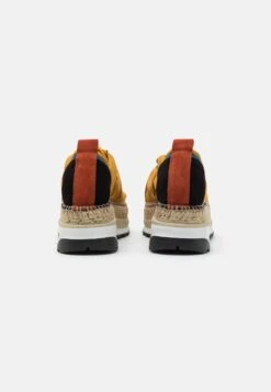 FREE PEOPLE Chapmin- Casual Lace-Ups - Rust -Clothing Sale Store 38085c0e4a9b4e2d9492ad03d92c1063