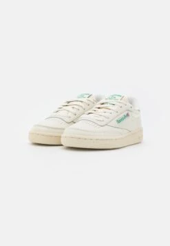 Reebok Classic Club C 85 Vintage - Trainers - Chalk/Alabaster/Glen Green 12 Reebok Classic Club C 85 Vintage - Trainers - Chalk/Alabaster/Glen Green -Clothing Sale Store 3e415ac24fbb4f418fd7da2ea55964c6