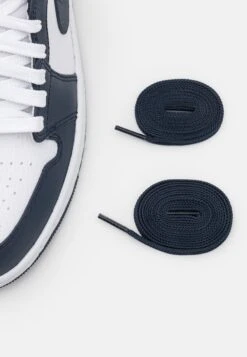 Air Jordan 1 Mid - High-Top Trainers - White/Metallic Gol/Obsidian -Clothing Sale Store 4096c408e78f4d25bb2b874e20e95cdf