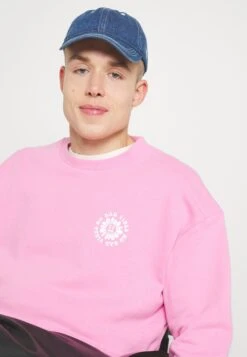YOURTURN Unisex - Sweatshirt - Pink 17 YOURTURN Unisex - Sweatshirt - Pink -Clothing Sale Store 454e12dab2204e48a917963a4b3c9725