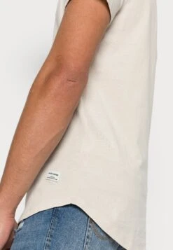 Jack & Jones Jjenoa Ss Crew Neck Noos - Basic T-Shirt - Moonbeam -Clothing Sale Store 4ea45e9a2dcb4b61b0d0f8e3746c5fe2