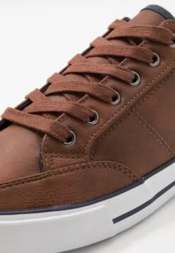 Pier One Trainers - Cognac -Clothing Sale Store 4fce289cf24f430ab9774853c35a696c
