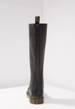 Dr. Martens 1B60 20 Eye Boot - Lace-Up Boots - Black -Clothing Sale Store 58a4fee7f96a4373b383fcfca3ac67b6