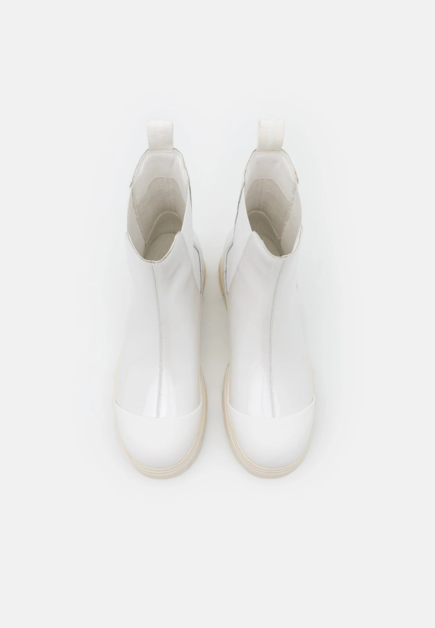 Calvin Klein Jeans Chunky Combat Chelsea Boot - Platform Ankle Boots - White 6 Calvin Klein Jeans Chunky Combat Chelsea Boot - Platform Ankle Boots - White - Image 6