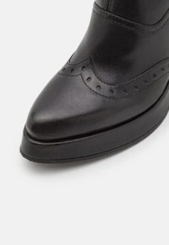 Chie Mihara Fayu - Platform Ankle Boots 13 Chie Mihara Fayu - Platform Ankle Boots -Clothing Sale Store 7d7e049190814094a9298293624de1a7