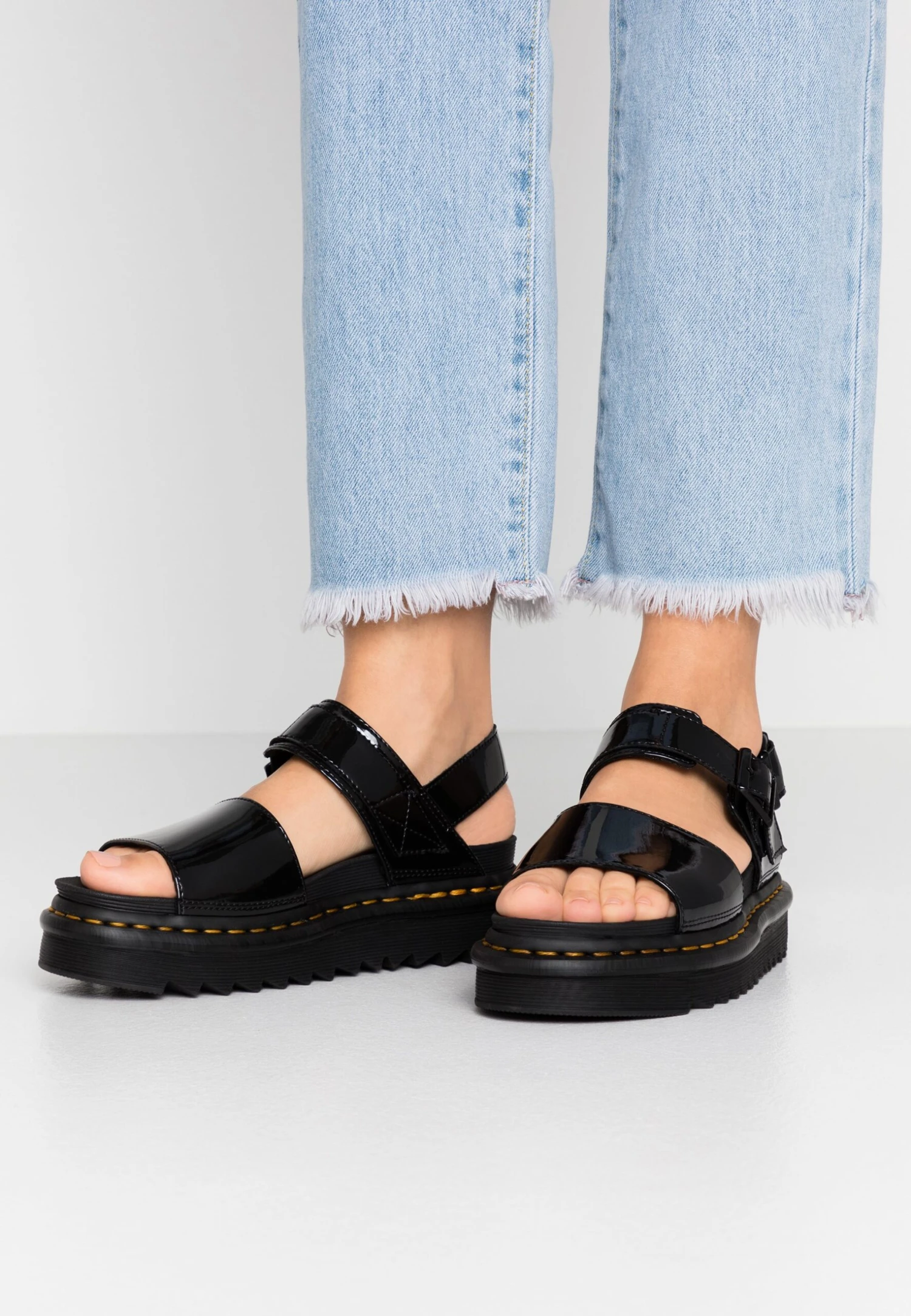 Dr. Martens Voss - Platform Sandals - Black 1 Dr. Martens Voss - Platform Sandals - Black