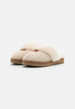 Ugg Cozy - Slippers - Cream -Clothing Sale Store b447d3eb2eee4d598de74ea451e5634d