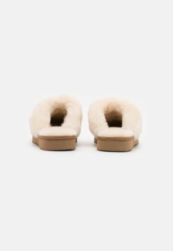 Ugg Cozy - Slippers - Cream -Clothing Sale Store b5571a74f6324f21a1659713442b57c9