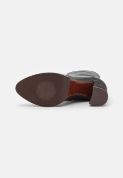 Chie Mihara Fayu - Platform Ankle Boots 12 Chie Mihara Fayu - Platform Ankle Boots -Clothing Sale Store d63e6a5fac8f42eca639f60c4c58be3a