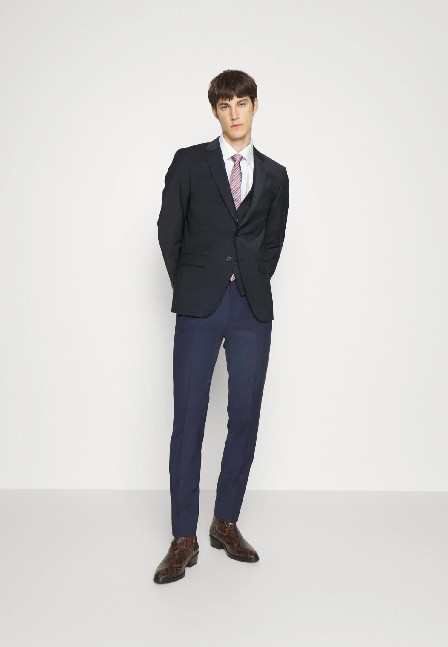 Boss Huge - Suit Jacket - Dark Blue 2 Boss Huge - Suit Jacket - Dark Blue - Image 2