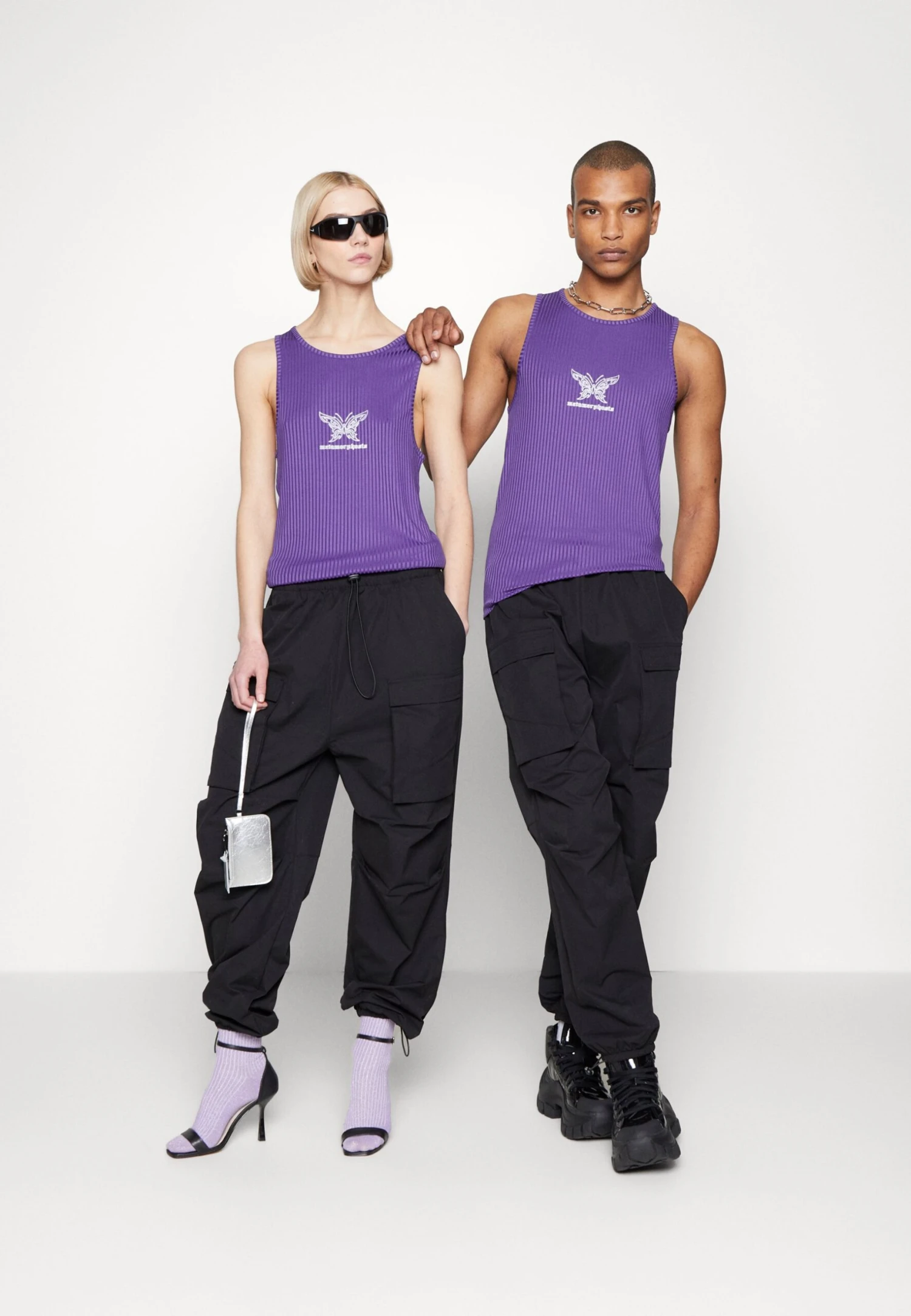 YOURTURN Unisex - Cargo Trousers - Black 2 YOURTURN Unisex - Cargo Trousers - Black - Image 2