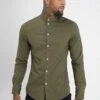 Pier One Muscle Fit Stand- Shirt - Oliv