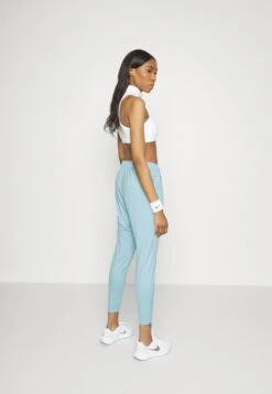 Nike Performance Essential Novelty Pant - Tracksuit Bottoms - Ocean Bliss/Silver 7 Nike Performance Essential Novelty Pant - Tracksuit Bottoms - Ocean Bliss/Silver -Clothing Sale Store ffa0419c71c6404dbf20e33c46703c6e